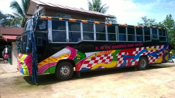 ขายรถบัส เป็นรถพัดลมยาว 12 เมตร คัสซีนิสสัน เครื่องนิสสัน PE6 260 แรงม้า ช่วงล่างนิสสัน เบรคทิฟฟี่ ทะเบียนพร้อมโอนครับ ขายรถบัส เป็นรถพัดลมยาว 12 เมตร คัสซีนิสสัน เครื่องนิสสัน PE6 260 แรงม้า ช่วงล่างนิสสัน เบรคทิฟฟี่ ทะเบียนพร้อมโอนครับ