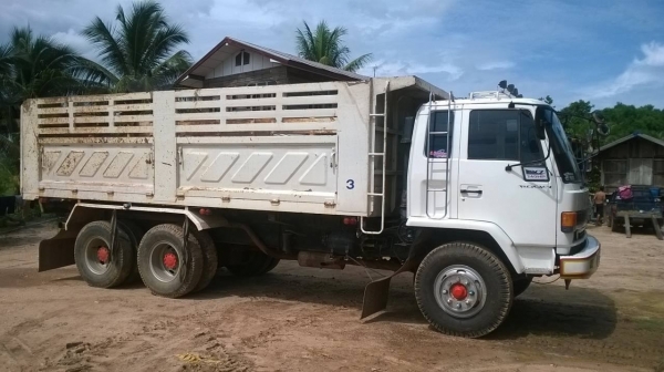 ขาย ROCKY FXZ13NFY เครื่อง 6HE1 Turbo 240 แรงม้า สภาพสวยจัดดั้มสามมิตร คัสซีสวยตลอดเส้น เกียร์ Easton เก๋งสวย แอร์เย็น ทะเบียนเต็มพร้อมโอนครับ