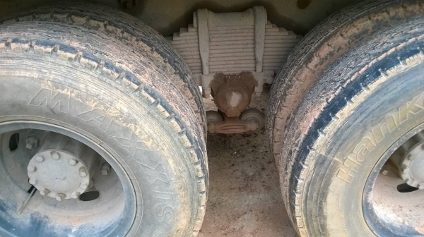 ขาย ISUZU DECA 270 แรงม้า 2 คานหน้า ดั้มสามมิตรคอกเกษตร สภาพพร้อมใช้งาน คัสซีสวย เครื่องแห้ง ยางเต็ม เก๋งบางเดิมไม่เคยทำสี มีลำโพงลากลูก ทะเบียนพร้อมโอน ราคาคุยกันได้ครับ