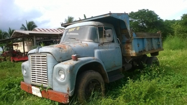 ขาย 6 ล้อดั้มคลาสสิก Inter สภาพใช้งานได้ เครื่องเดิม เกียร์เดิม คัสซีสวยจัดตลอดเส้น พวงมาลัยพาวเวอร์ เฟืองท้ายใหญ่ ไม่มีทะเบียนครับ ราคาต่อรองได้