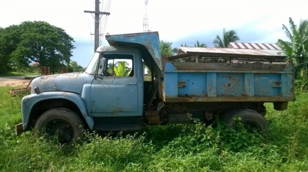 ขาย 6 ล้อดั้มคลาสสิก Inter สภาพใช้งานได้ เครื่องเดิม เกียร์เดิม คัสซีสวยจัดตลอดเส้น พวงมาลัยพาวเวอร์ เฟืองท้ายใหญ่ ไม่มีทะเบียนครับ ราคาต่อรองได้