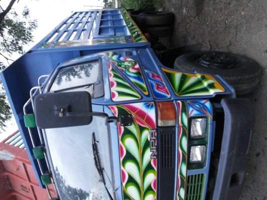 isuzu 6 ล้อ NPR รถสวย