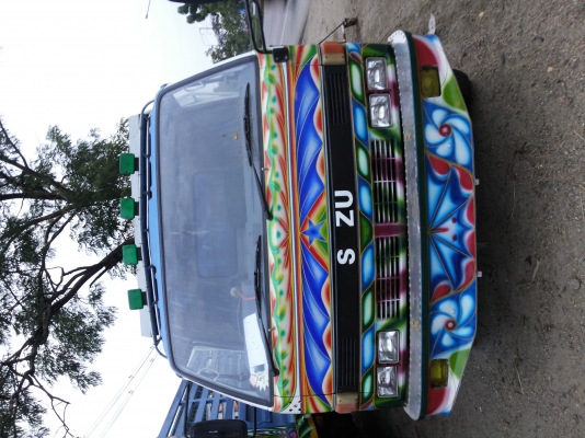 isuzu 6 ล้อ NPR รถสวย