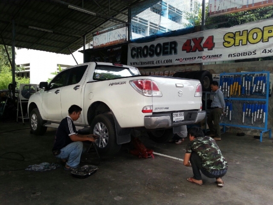 โช๊คอัพรถกระบะTriTron by Shock Profender โช๊คอัพรถกระบะTriTron by Shock Profender