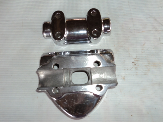 ประกับแฮนด์ C-92 C-95 ของแท้ ชุบโครเมี่ยม สนใจโทร.081-005-8785