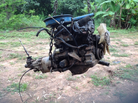 ขายถูก 4,200฿เครื่องพร้อมเกียร์ มัสด้าเล็ก เอาไว้เป็นอะไหล่