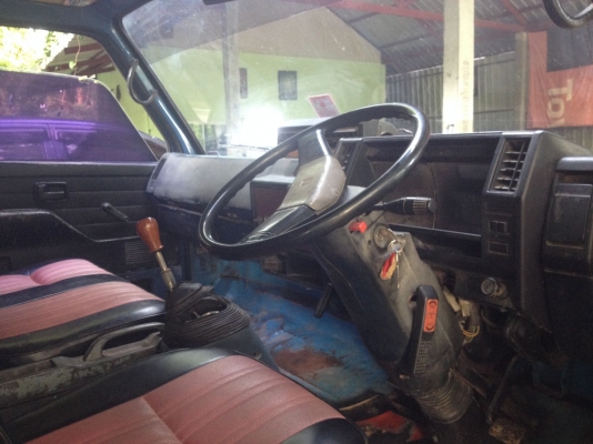 ขายหกล้อ115 พร้อมใช้คัชชีสวยไม่มีผุไม่ดาม พ.เวอร์ เกียรสั้น