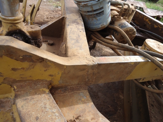 ขายด่วนรถเกรดCAT140G72V760หัวฉีดแฮมเมอร์มีเล่มทะเบียน