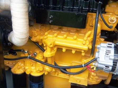 เครื่องปั่นไฟ 125 Kva.MAD IN JAPAN รับประกัน 12  เดือน