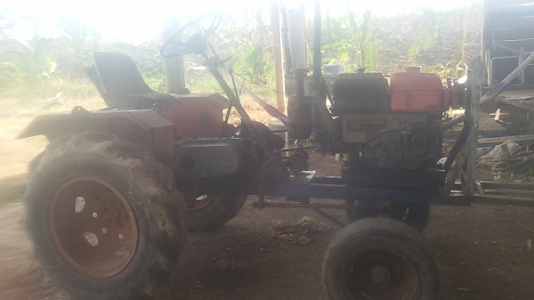 ขายรถไถนา คูโบต้า 18 แรง 4เกียร์เดินหน้าขับสบายพร้อมใช้งาน ราคา 40000 ด่วนครับ