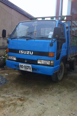 ขายรถ4ล้อกลาง