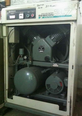 ขาย ปั้มลมลูกสูบ HITACHI 5 แรงม้า เครื่องเดินเงียบ เพิ่งนำเข้าจากญี่ปุ่น สภาพดี