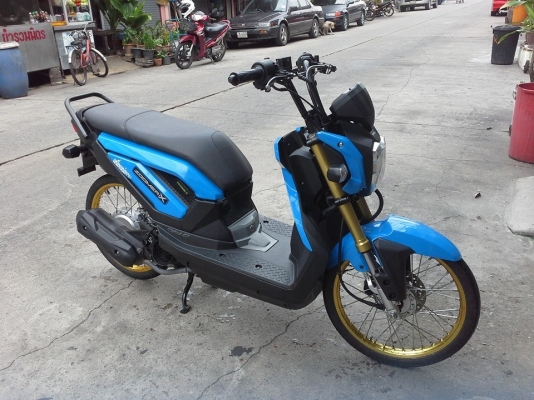 zoomer x  ปี 57   รถหลุดจำนำ รถบ้าน สวย  เครื่องแน่น  วิ่ง 8,xxx กว่ากิโล