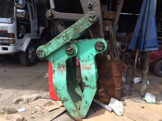 ขายpc200-5หัวสูงคับพร้อมมือคีบเหล็ก