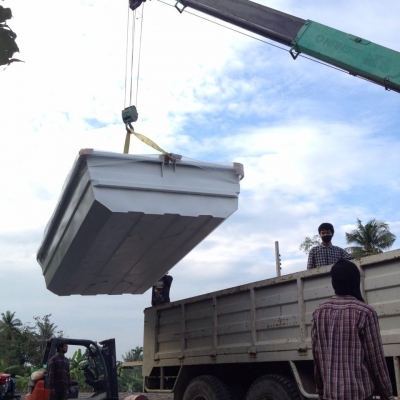 เรือท้องแบน ขายจำหน่าย รับผลิต ทำ เรือท้องแบน ตามแบบ เรือเหล็ก เรือพาย เรือกู้ภัย เรือน้ำท่วม เรือตกปลา มีหลายแบบ เหล็ก สังกะสี สเตนเลส