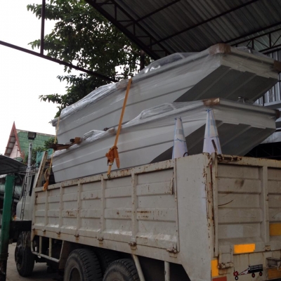 เรือท้องแบน ขายจำหน่าย รับผลิต ทำ เรือท้องแบน ตามแบบ เรือเหล็ก เรือพาย เรือกู้ภัย เรือน้ำท่วม เรือตกปลา มีหลายแบบ เหล็ก สังกะสี สเตนเลส