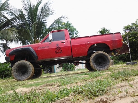 กะบะมิซูเฉินหลงออฟโรด ขับ4 คานแข็งลดราคาเหลือ115000 กะบะมิซูเฉินหลงออฟโรด ขับ4 คานแข็งลดราคาเหลือ115000