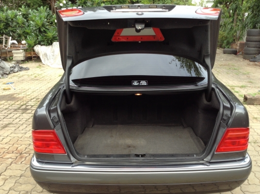 ขายรถเบนซ์ตาหวาน E 280 รถประกอบนอก ไม่เคยติดเเก๊ส