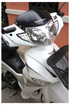 ----------- Honda wave 125i (สตาร์ทมือ) -------------