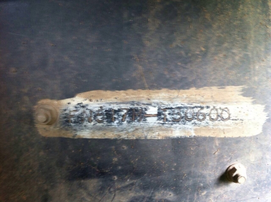 ขายรถสิบล้อบรรจุน้ำมัน MITSUBISHI FN517M เครื่อง 6D16-195 แรง ปี 41