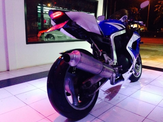 ขายครับ suzuki gsxr slingshot 1100 CC ทะเบียนแท้