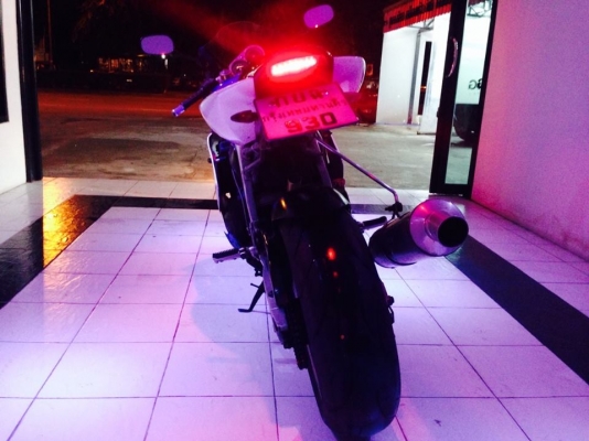 ขายครับ suzuki gsxr slingshot 1100 CC ทะเบียนแท้