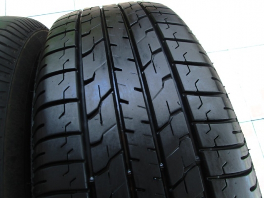 ขายยาง BRIDGESTONE B390 205-65-15 ปี13 งามๆ (1ชุด)