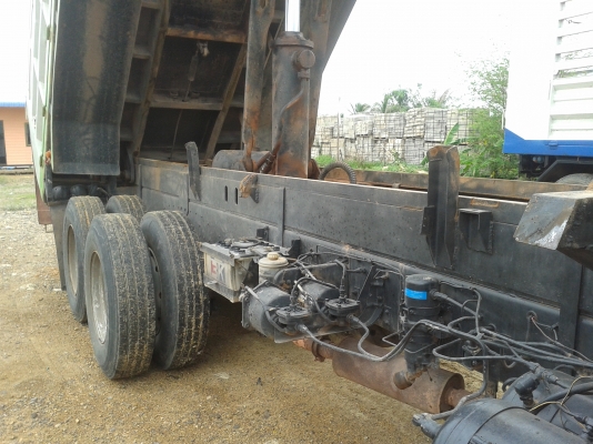 ต้องการขายรถสิบล้อดัมพ์สองเพลา HINO 3M