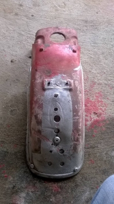 บังโคลนหลัง dt125