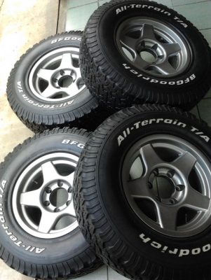 Lenso กว้าง8 ออฟ0+ BF All 265/75/16 ปี08 สภาพดี 1ชุด