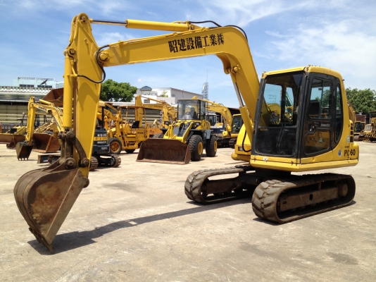 รถขุด PC70-7 ขายถูกเพียง 790,000.- บาท สอบถามรายละเอียดที่คุณชุมพล 086-0044333