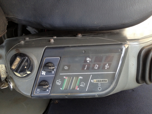 รถขุด PC70-7 ขายถูกเพียง 790,000.- บาท สอบถามรายละเอียดที่คุณชุมพล 086-0044333