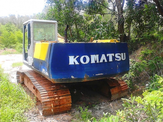 ขาย KOMATSU PC200- 5 คอนโทรลสั้น สภาพสวยพร้อมใช้ ราคาต่อรองได้ ติดต่อได้ที่คุณ อ๊อฟ พิจิตร 086-737-9991