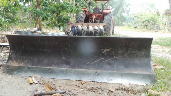 ขายคูโบต้า7040ครับ