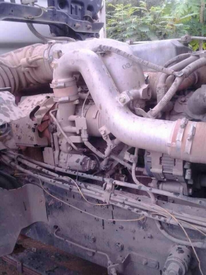 ขายรถสิบล้อ HINO S500 ปี 53 330แรง ดั้มสามมิตร เจ้าของรถขับเอง รถพร้อมใฃ้งาน ราคาต่อรองได้ มีรูปภายใน และเครื่อง ยางด้วยครับ