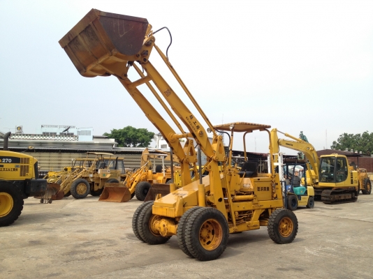 รถตัก SD20-5  รถสวยซีเรียลสูง มีงาสำหรับยกของได้ ดูเพิ่มเติมที่ www.nmc99.com