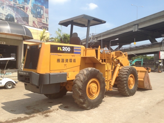 รถตัก FL200 รถสวยพร้อมใช้งาน ขายถูก 790,000.- สอบถามรายละเอียดได้ที่คุณชุมพล 086-0044333 หรือที่ www.nmc99.com