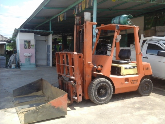 ขายรถฟอร์ลิฟต์