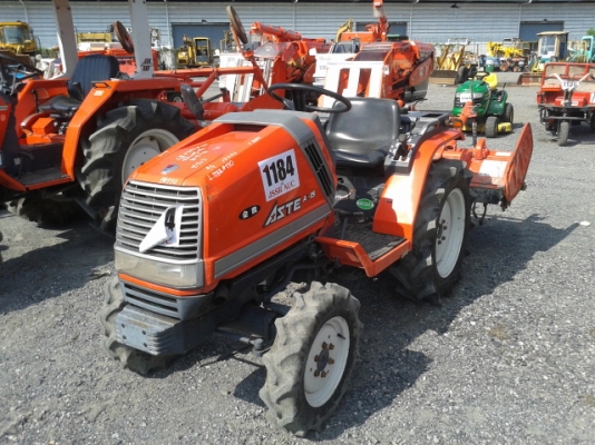 รถไถนาคูโบต้า 2 เพลา  15 แรงม้า  3สูบ  พร้อมใช้งาน