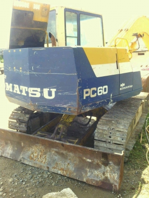 ขายKomatsu Pc60-6 เก่านอก ยังไม่เคยใช้งานในไทย