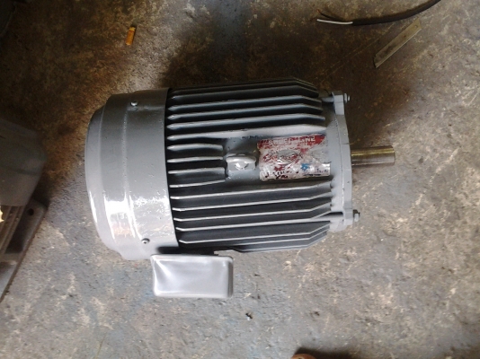 ขาย !! มอเตอร์ 5แรง3สาย รอบ1400 พร้อมใช้งาน ยี่ห้อ มิตซู คร์อยเดิม