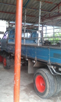 รถบรรทุก6ล้อ ISUZU KS 100