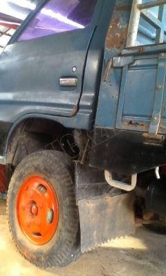 รถบรรทุก6ล้อ ISUZU KS 100