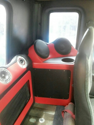 ขายดัมพ์ อีซูซุเดก้า210 6HH1 แชชซี FRR แชชซีสวยเครื่องเสียงชุดใหญ่ พ.เพาเวอร์ เบรคทิ๊ฟฟี่ เอกสารพร้อม ขอบ16R8.25 หรือเปลี่ยนสัญญาส่งต่อ