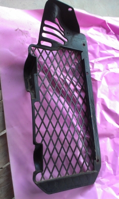 ตะแกรงหม้อน้ำ MTX125