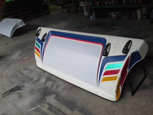 ขาย หมวกลู่ลมใส่  NKR  ถูกๆคับ  เจาะรูใส่ได้เลย ราคา3000 พร้อมส่ง