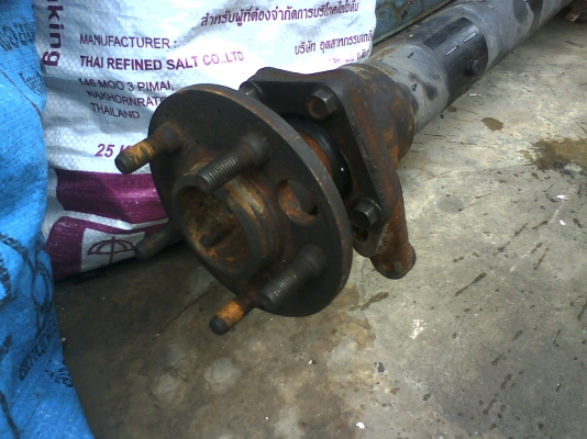 คานหลัง VOLVO 940 เหมาะทำเพลารถพ่วง คานหลัง VOLVO 940 เหมาะทำเพลารถพ่วง