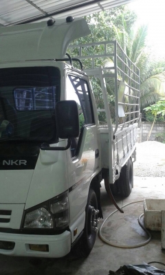 รถ6ล้อบรรทุก รั้ว (ไม่ดั้มพ์) อีซูสุ NKR 100แรงม้า ปี49 สภาพรถสวย พร้อมใช้งาน เครื่องดี คัทซีสวย เอกสารพร้อม 087-2976734