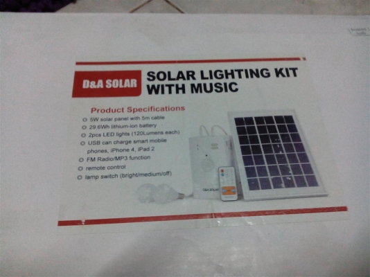 พลังงานโซ่ลาเซล หลอดไฟ LED 2 ดวง ฟังMP3 ได้ เป็นพาวเวอร์เเบงค์ได้ด้วยส่งฟรี