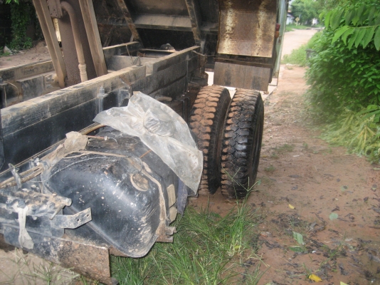 HINO  KM777   WO 4 D   117 แรง 400,000  บาท